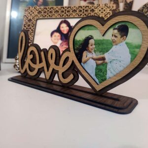 Cadre Photo "LOVE" en Bois Personnalisé